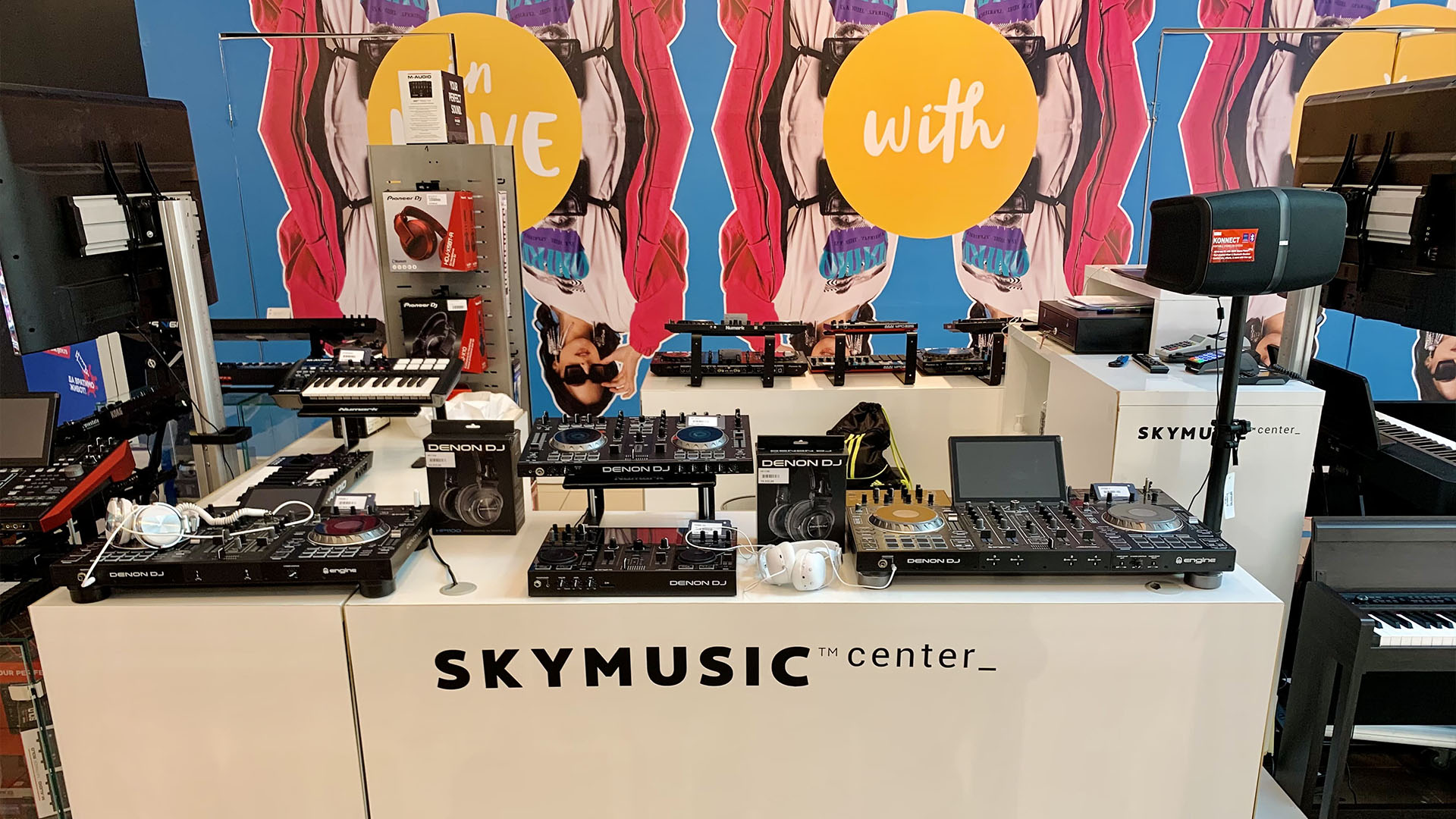 Skymusic Center in TC Usce 